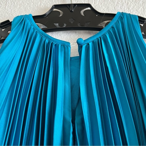 Mac Duggal Pleated Halter Neck Flowy Mini Trapeze Dress 49636 NWT Ocean Blue - Picture 9 of 12